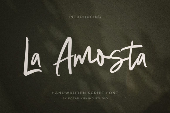 La Amosta: A Relaxed Script Typeface for Editorial Design